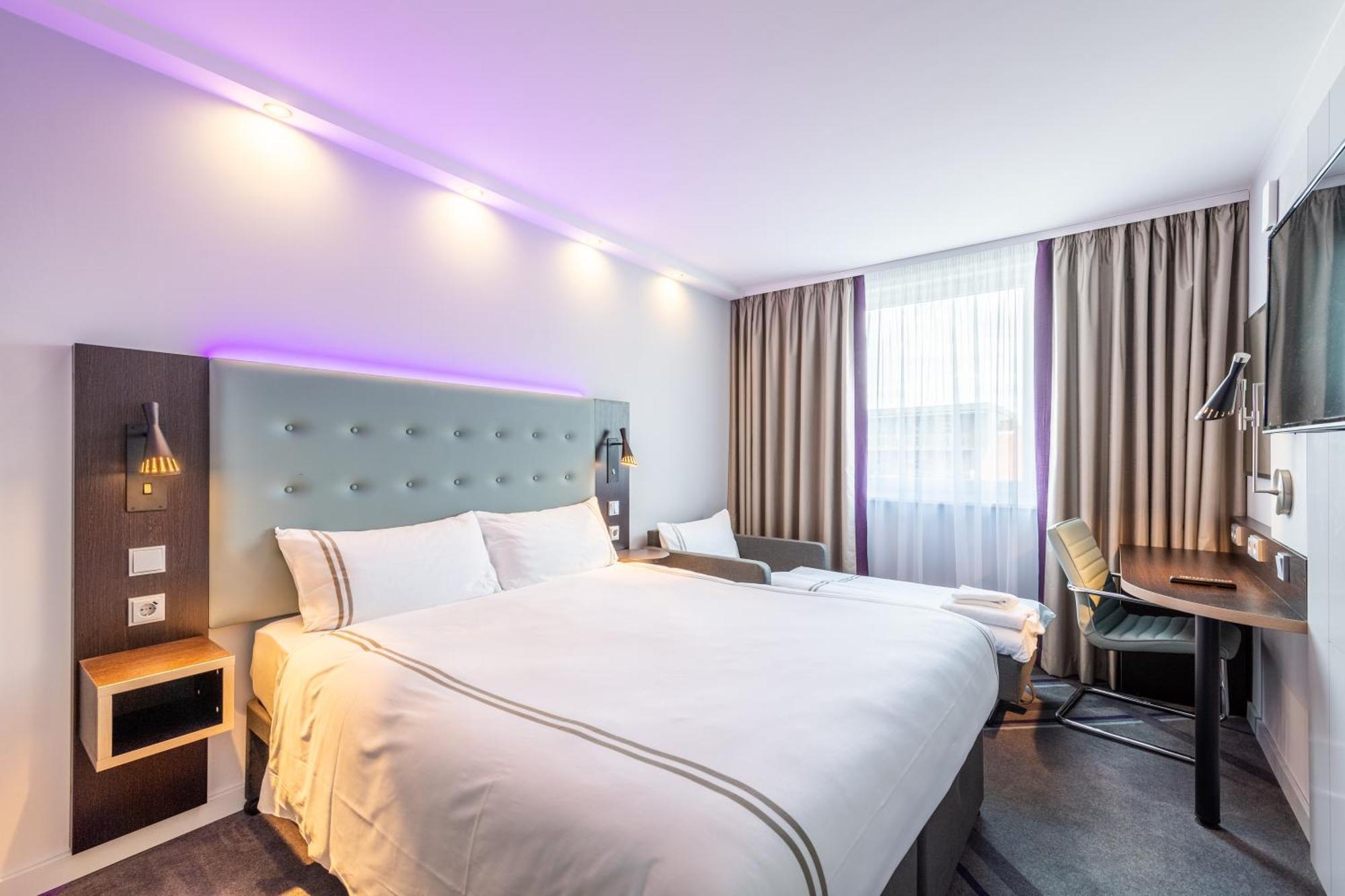 Premier Inn Hamburg City Alster Zewnętrze zdjęcie